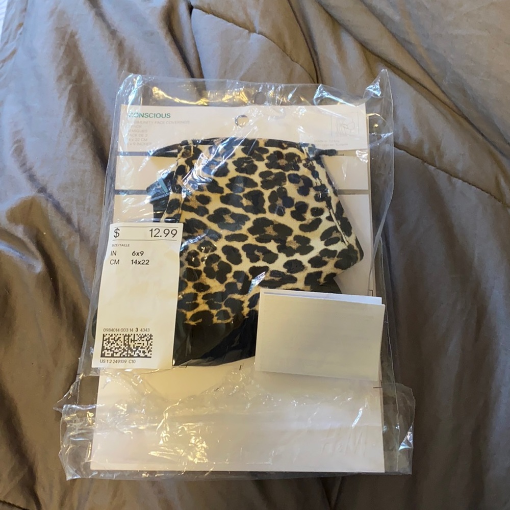 Face mask from H&M